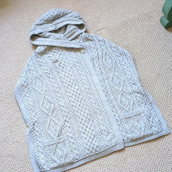 Aran Craft Merino Wool Button Cape Poncho - Picture 2 of 16